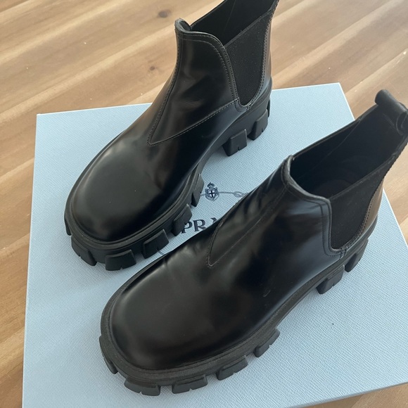 Authentic Prada Monolith brushed leather Chelsea boots size 37 - Picture 6 of 13